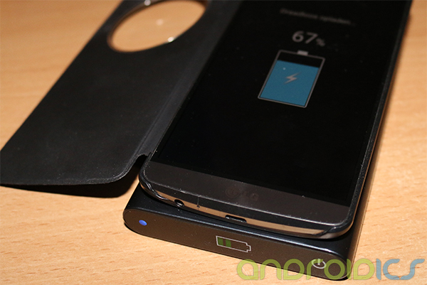 Review-Wireless-Charging-Power-Bank