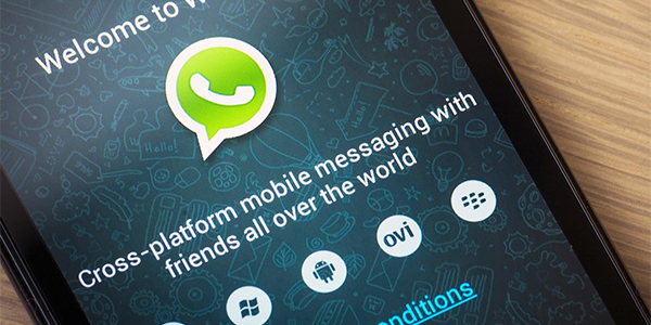 whatsapp-smartphone