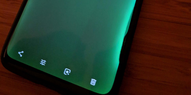 Huawei-Mate-20-Pro-groen-licht-scherm