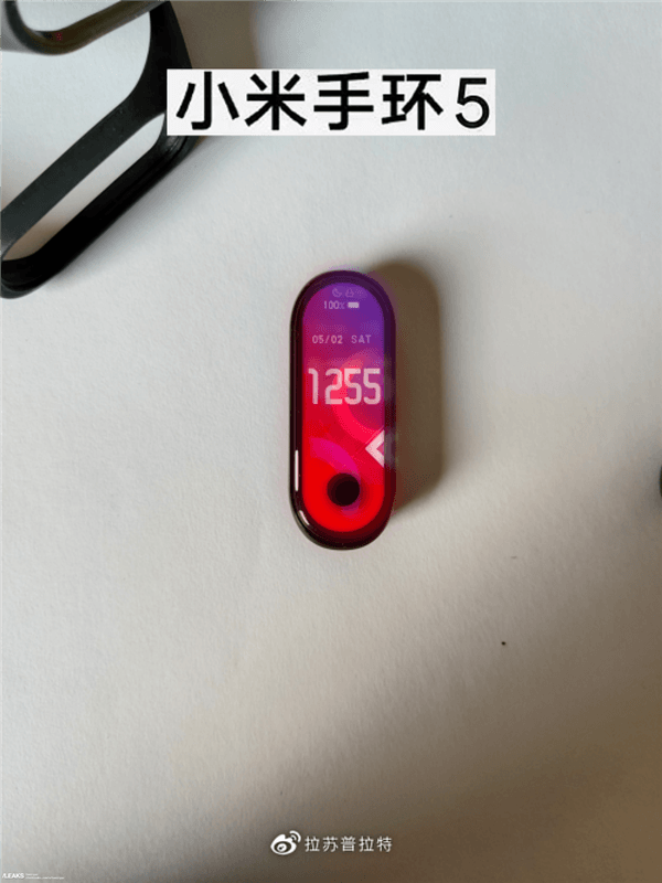 Xiaomi-Mi-Band-5-foto-1