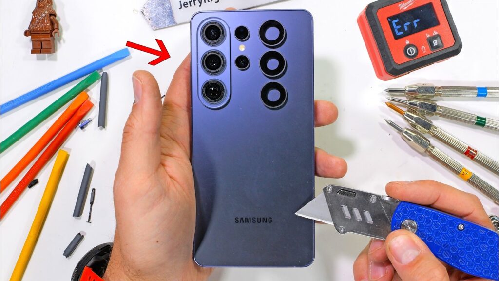 JerryRigEverything Samsung Galaxy S26 Ultra